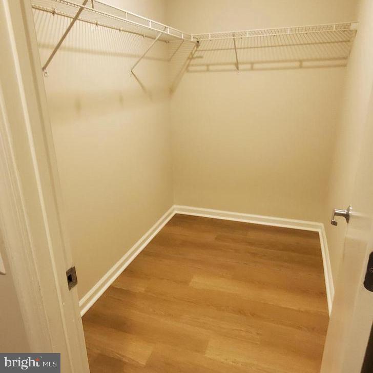 LEISURE WORLD - Residential