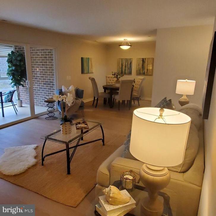 LEISURE WORLD - Residential