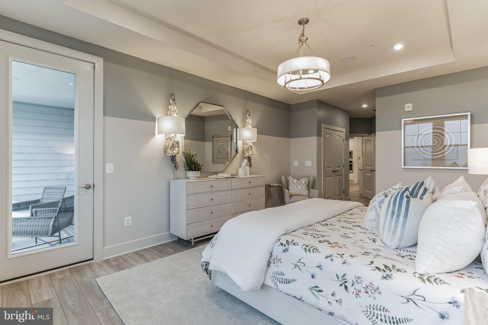 FOUR SEASONS AT KENT ISLAND - Residential