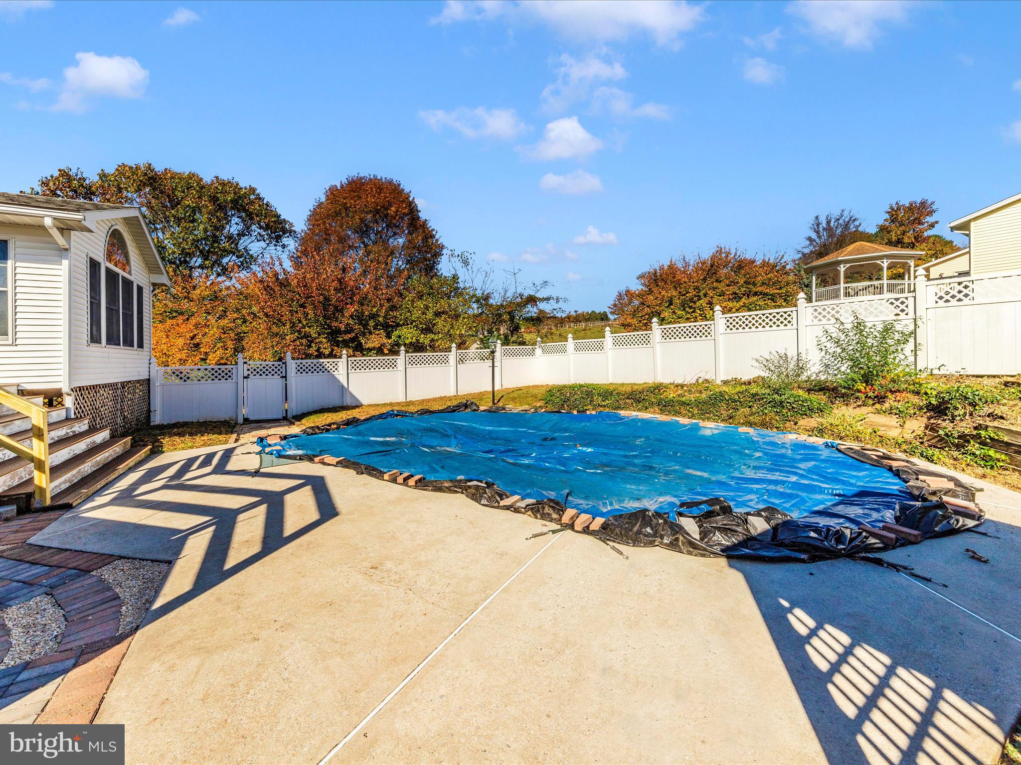 WISPERREN OAKS - Residential