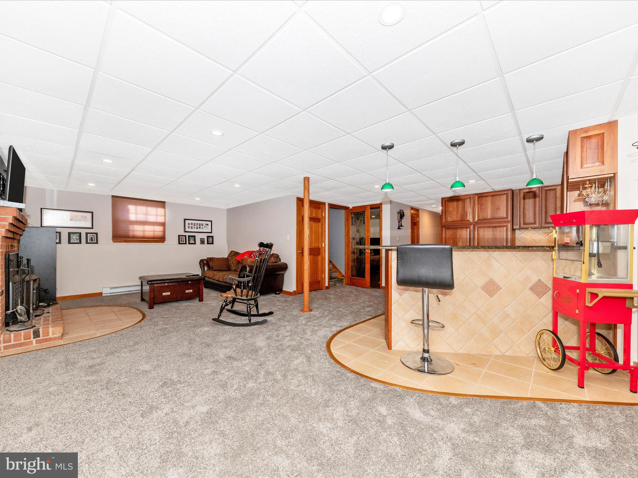 WISPERREN OAKS - Residential