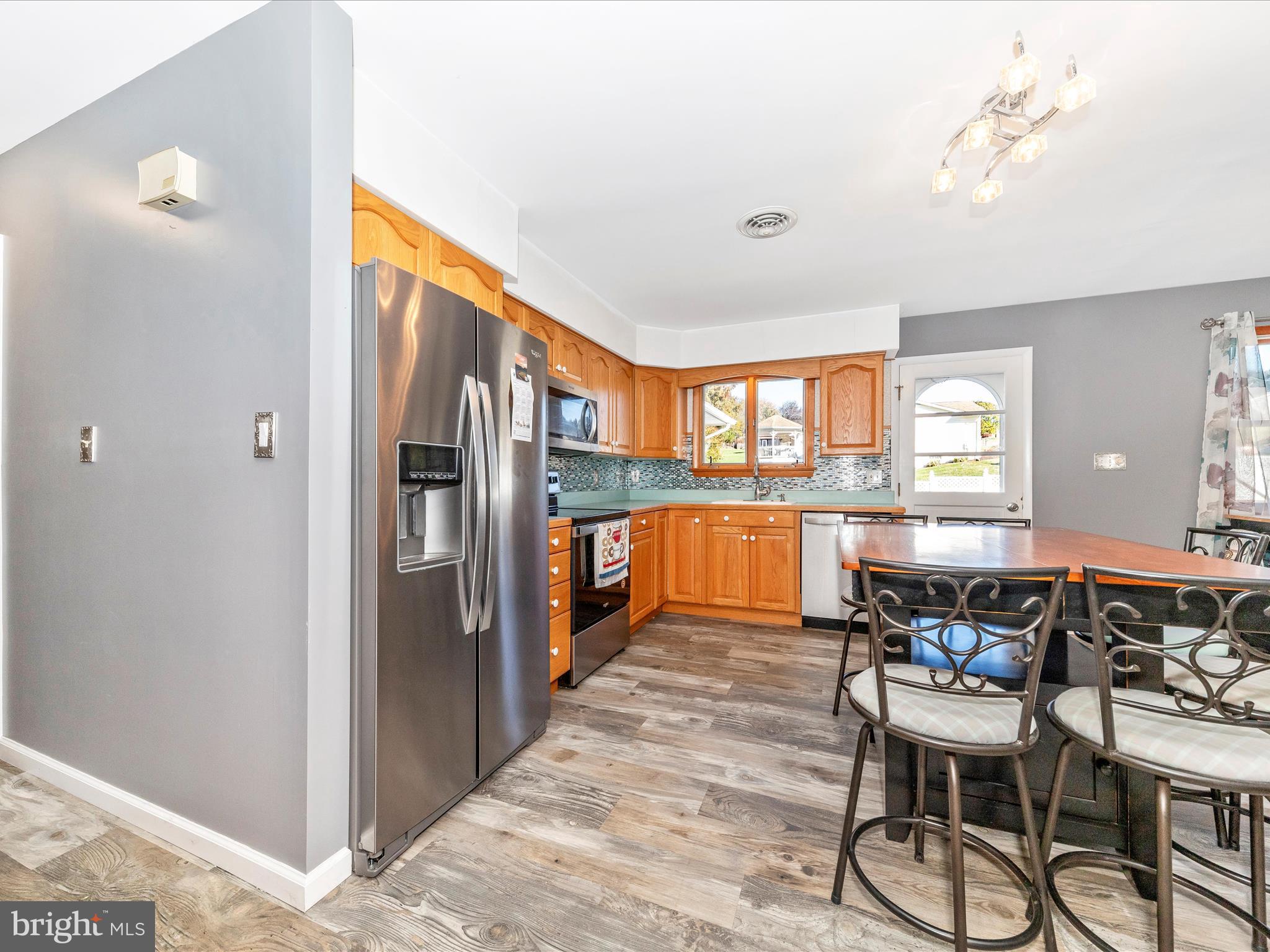 WISPERREN OAKS - Residential