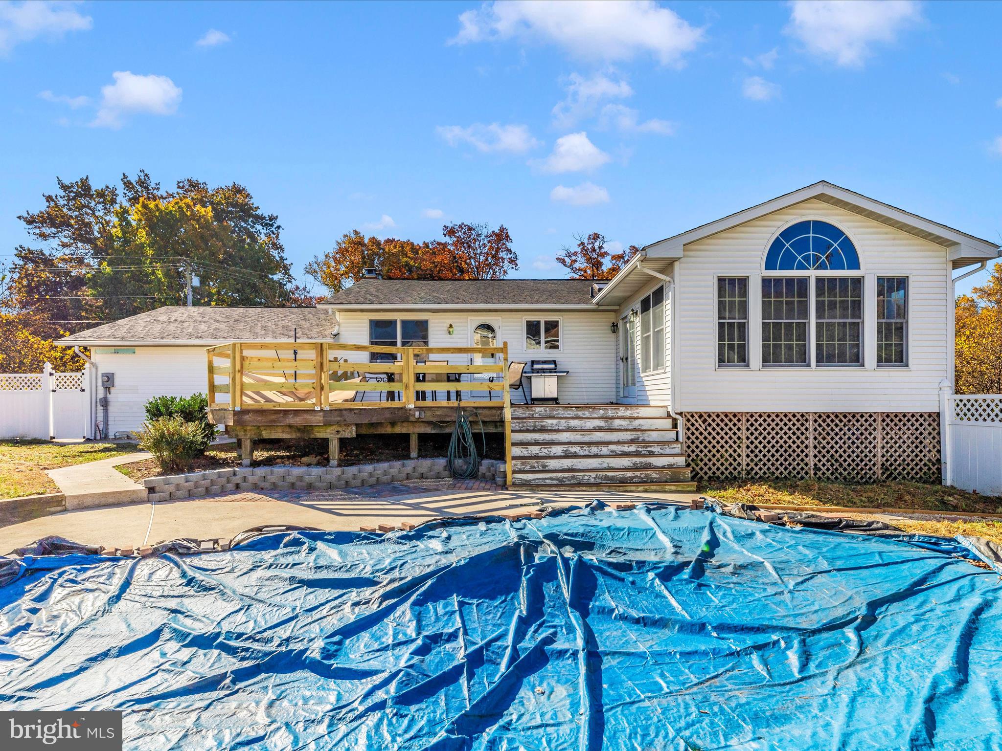 WISPERREN OAKS - Residential