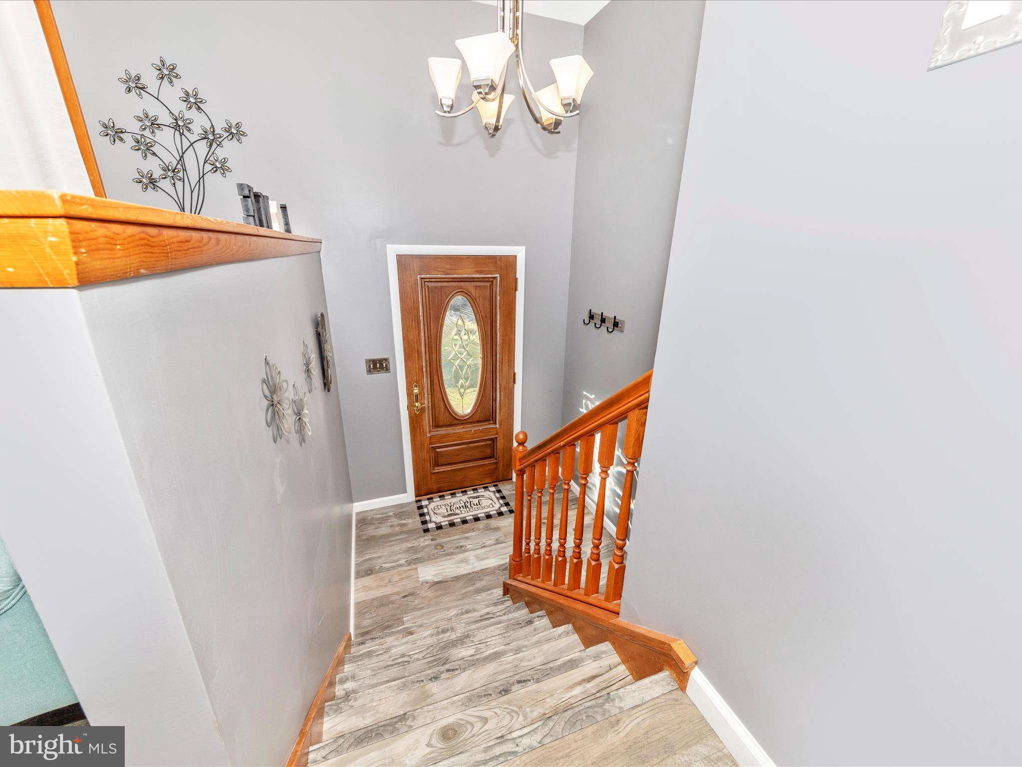 WISPERREN OAKS - Residential