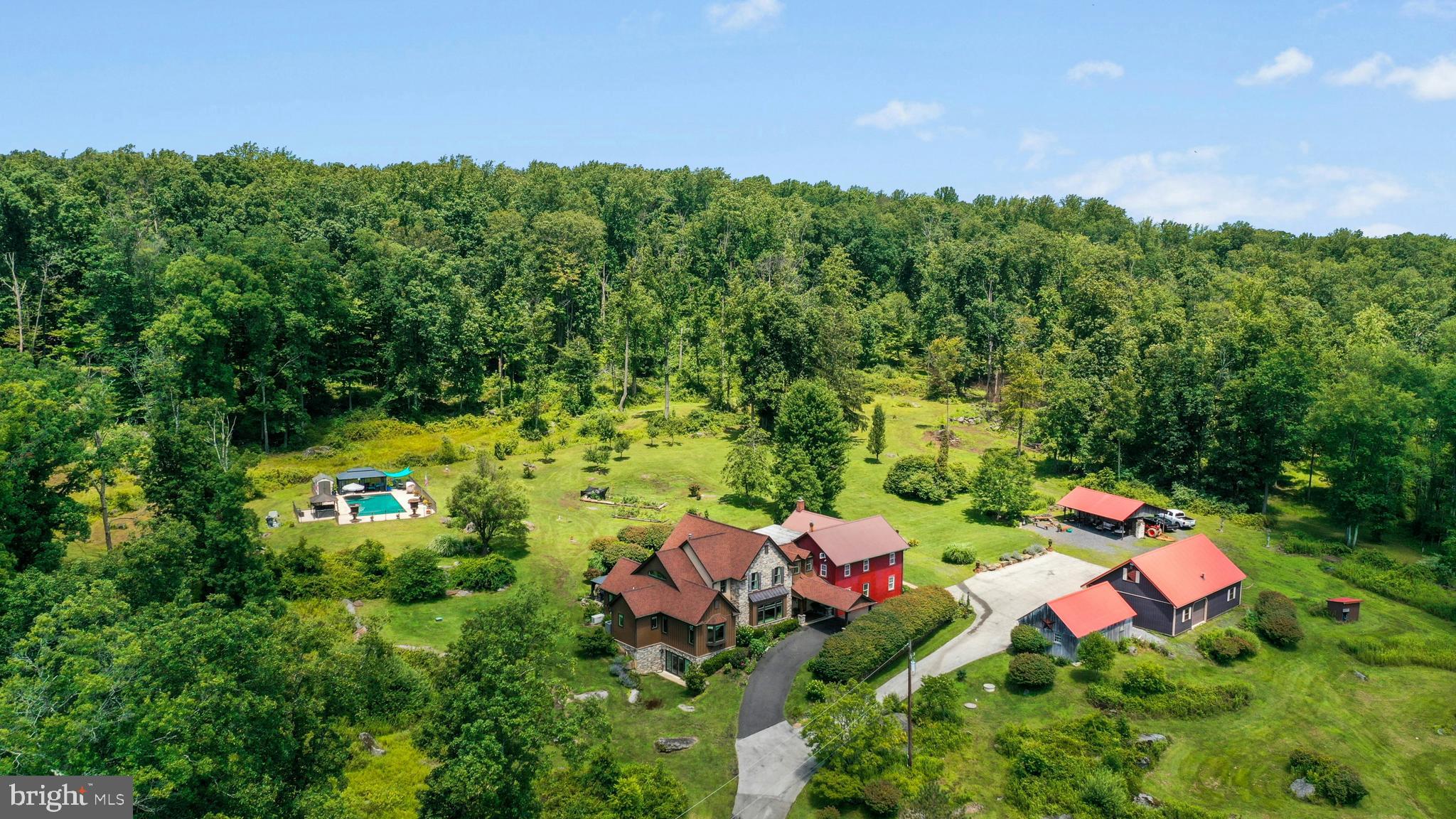1305 RIDGE VALLEY ROAD