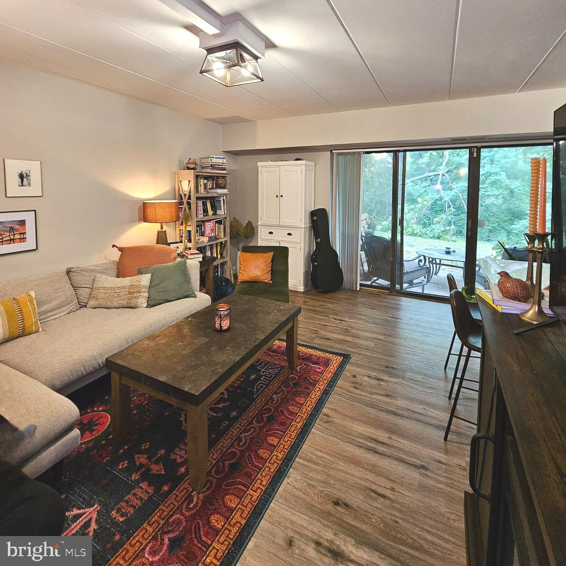 GLENVALE CONDO - Residential Lease