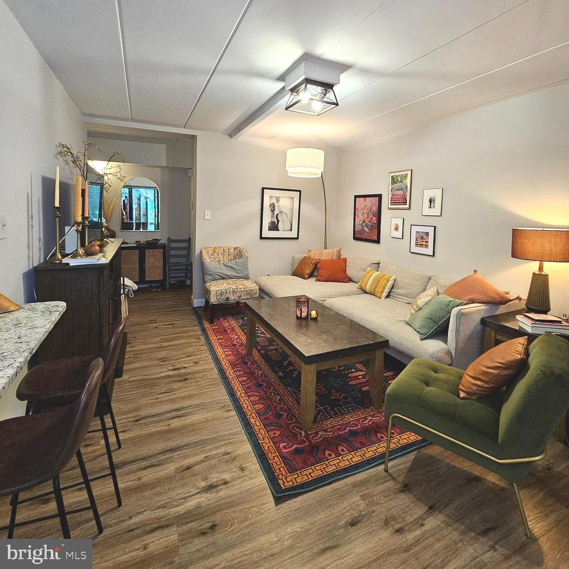 GLENVALE CONDO - Residential Lease