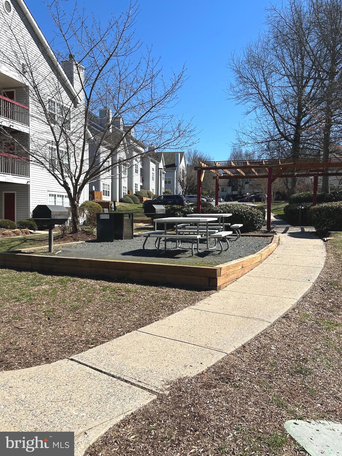 CHRISTOPHER COURT - Residential