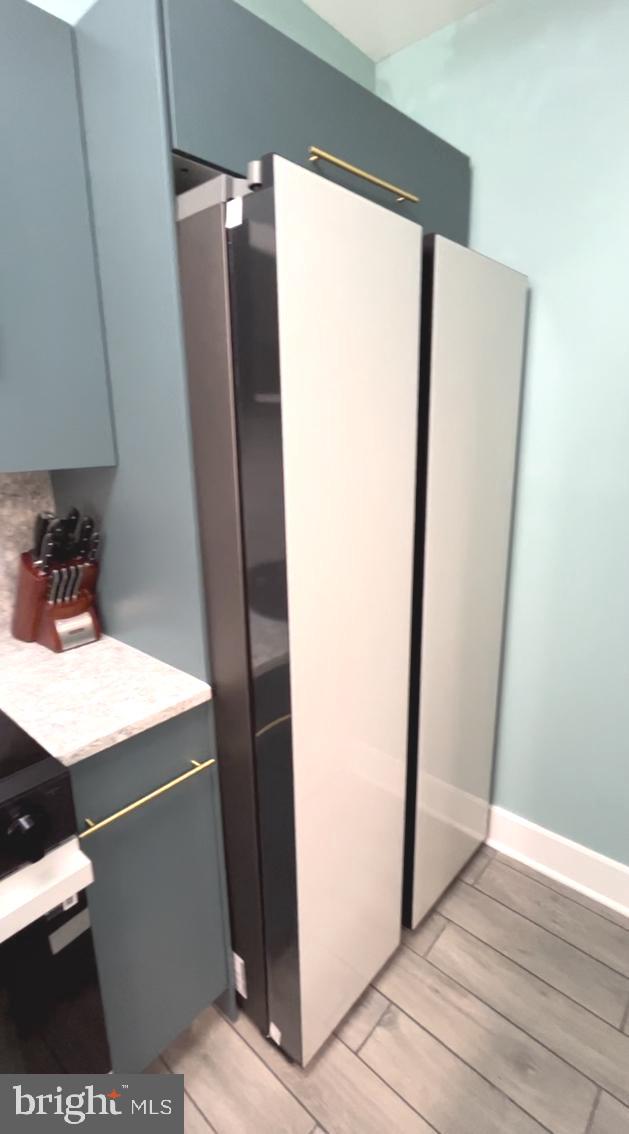 CHRISTOPHER COURT - Residential