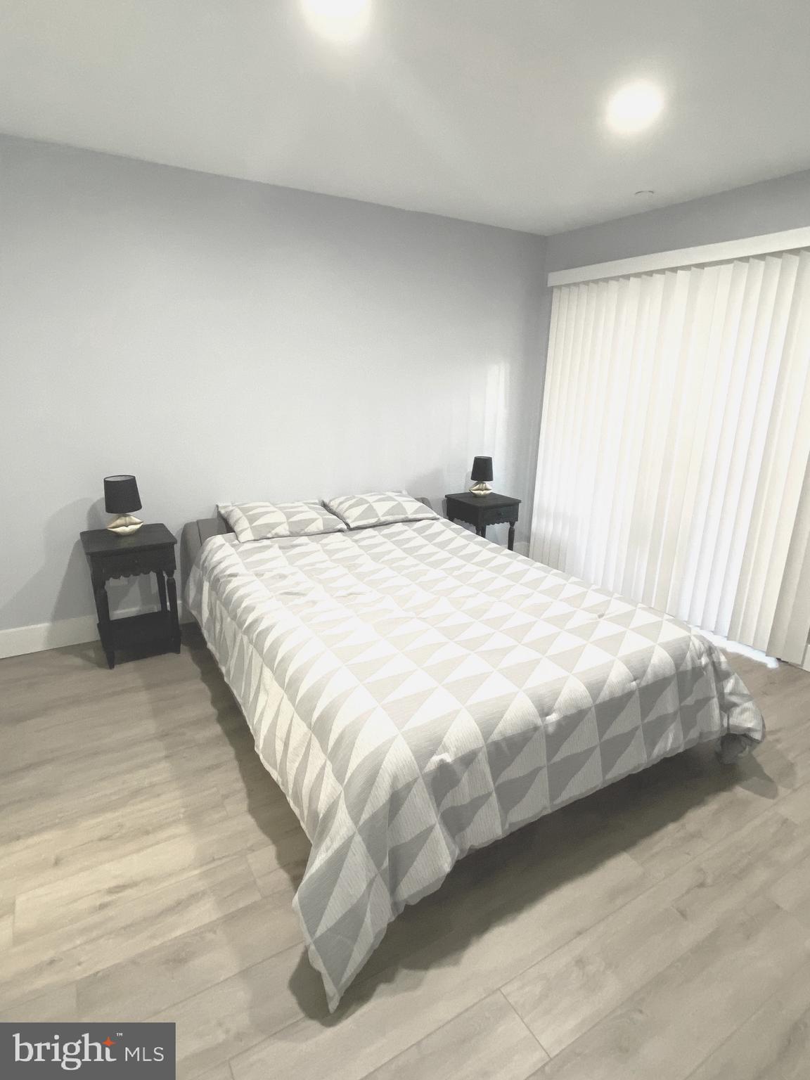 CHRISTOPHER COURT - Residential