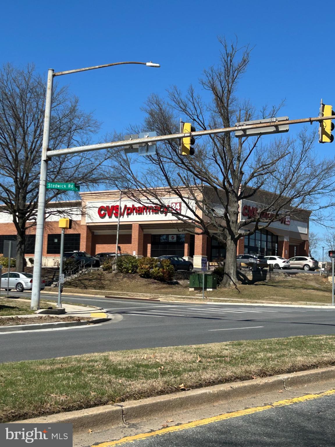 CHRISTOPHER COURT - Residential