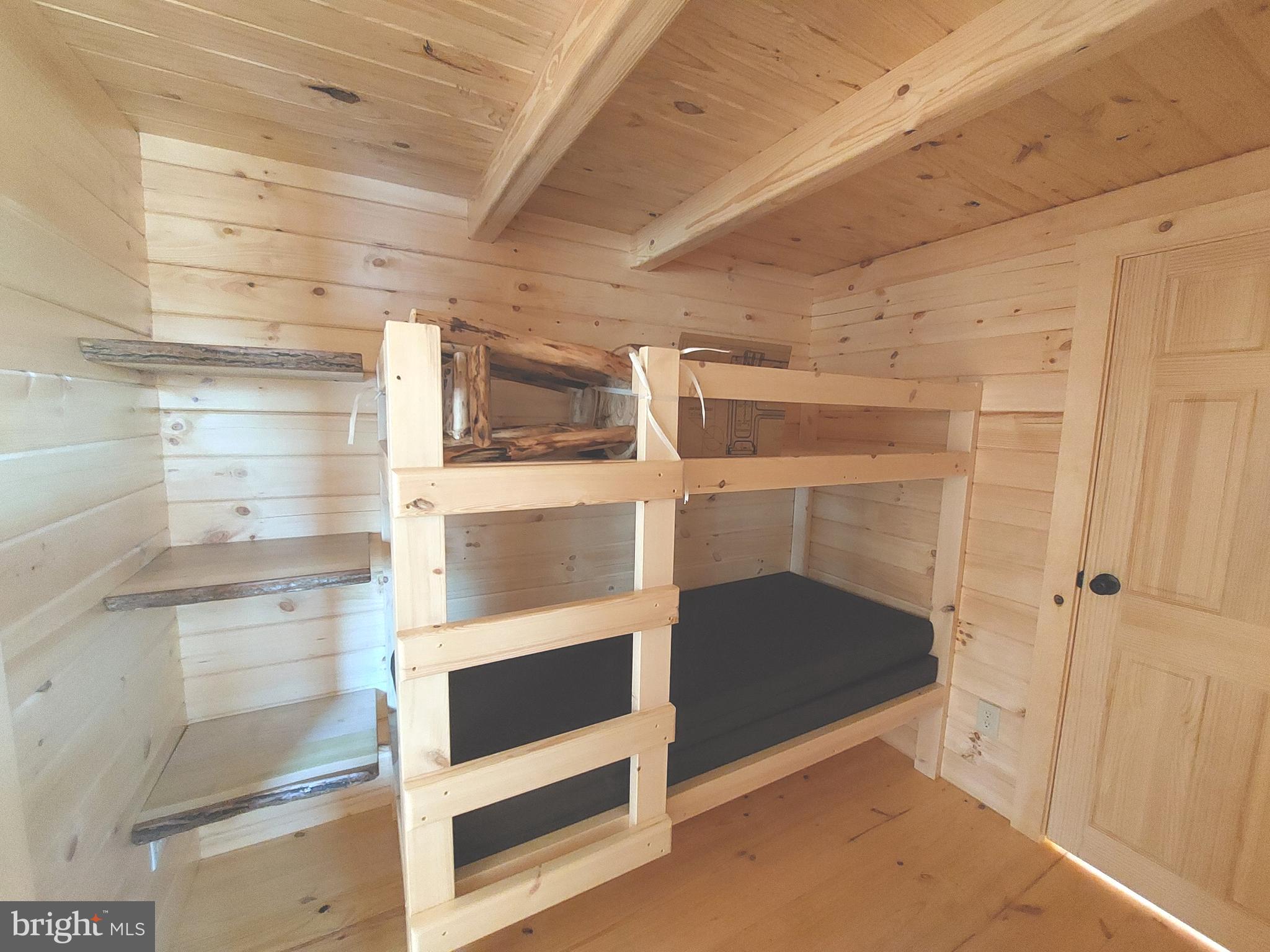 SOUTH POTOMAC FOREST - Residential