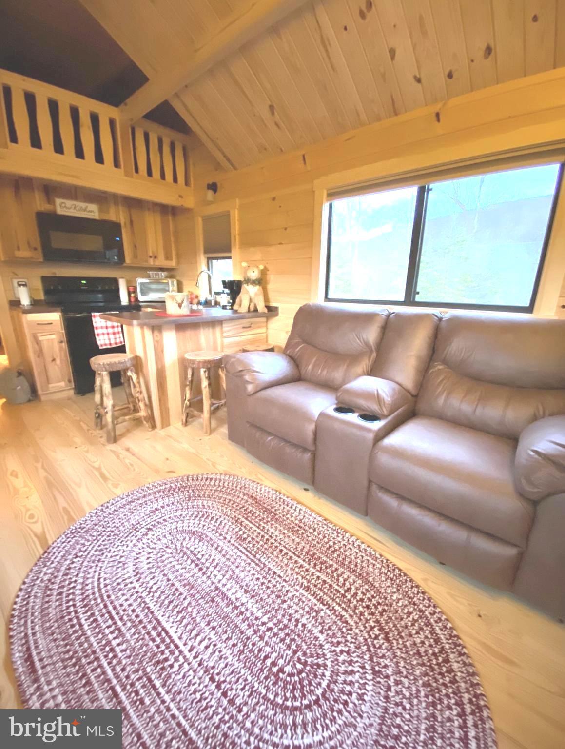 SOUTH POTOMAC FOREST - Residential