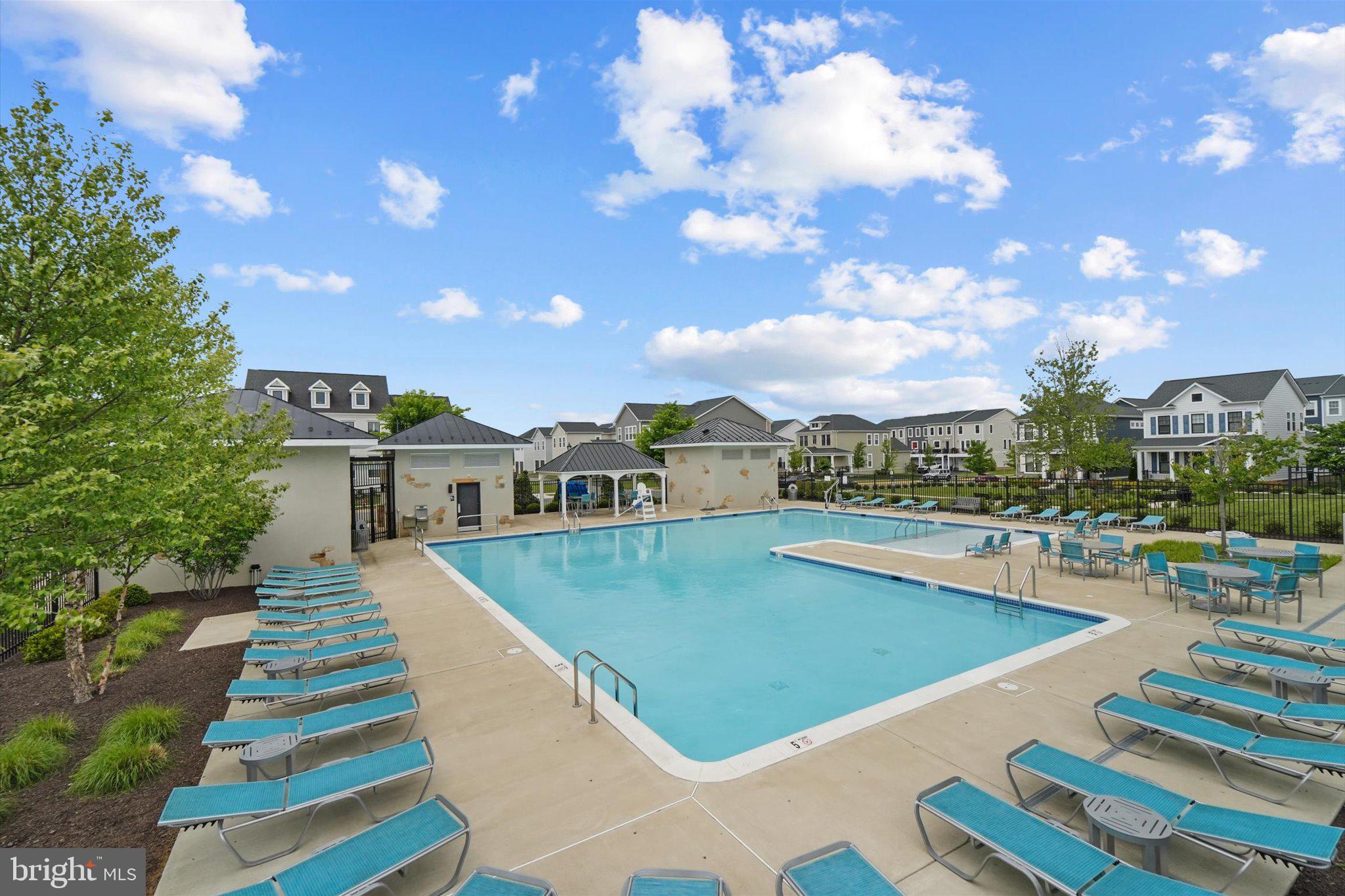 HERITAGE AT MARSHALL - Residential