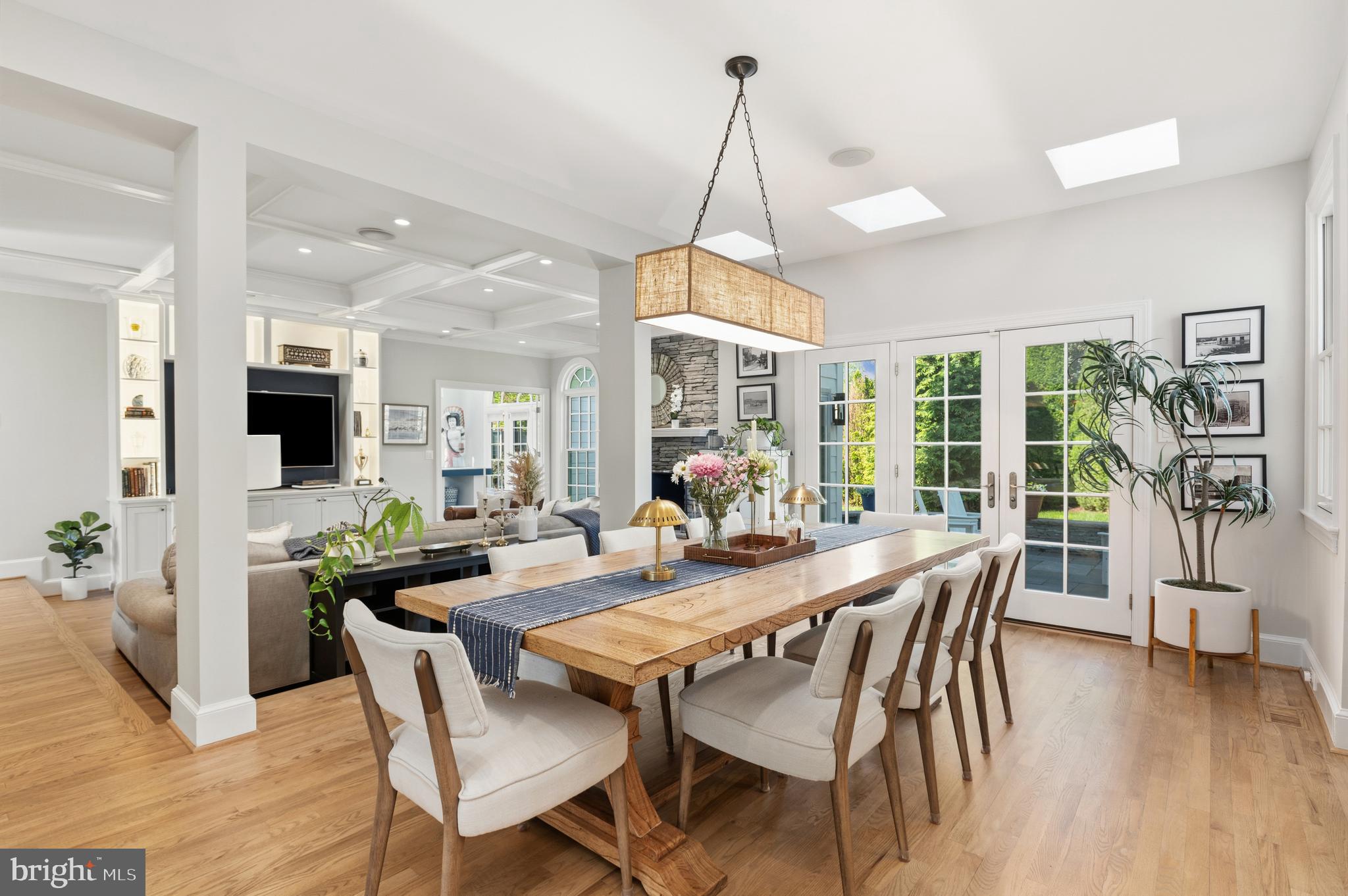 LANGLEY OAKS - Residential