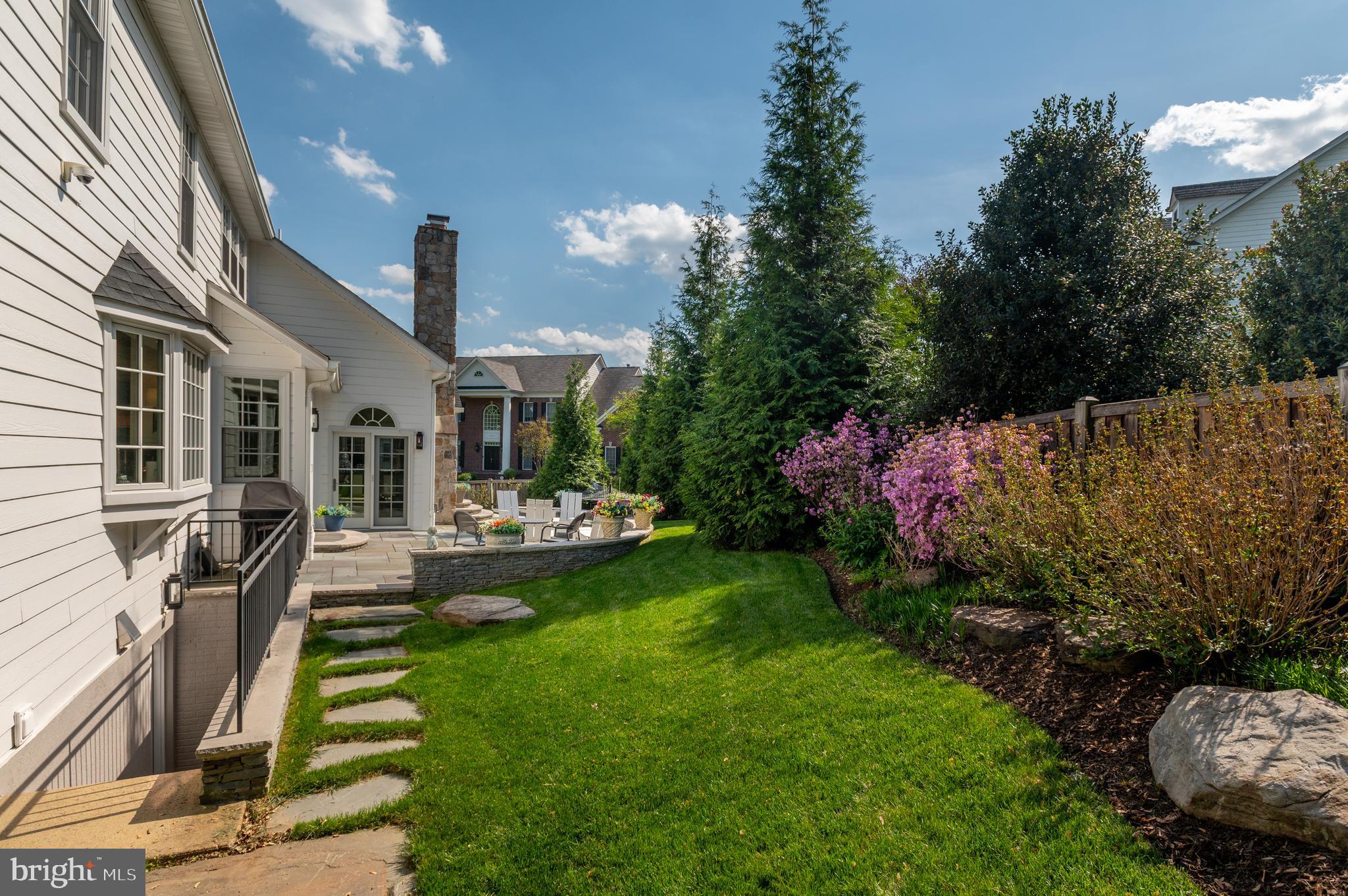 DODD MANOR - Residential