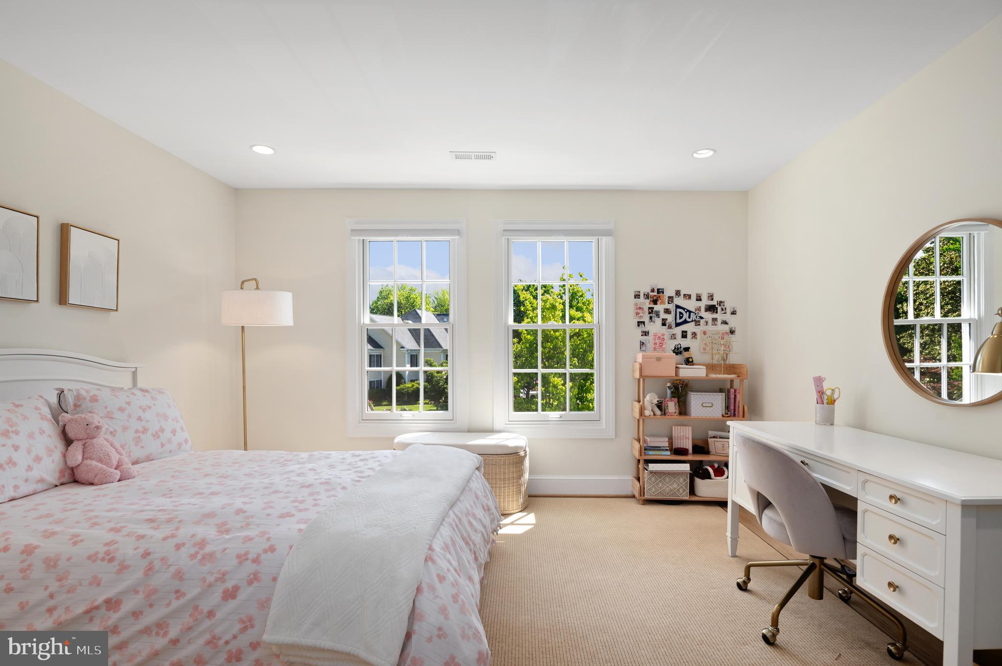 DODD MANOR - Residential