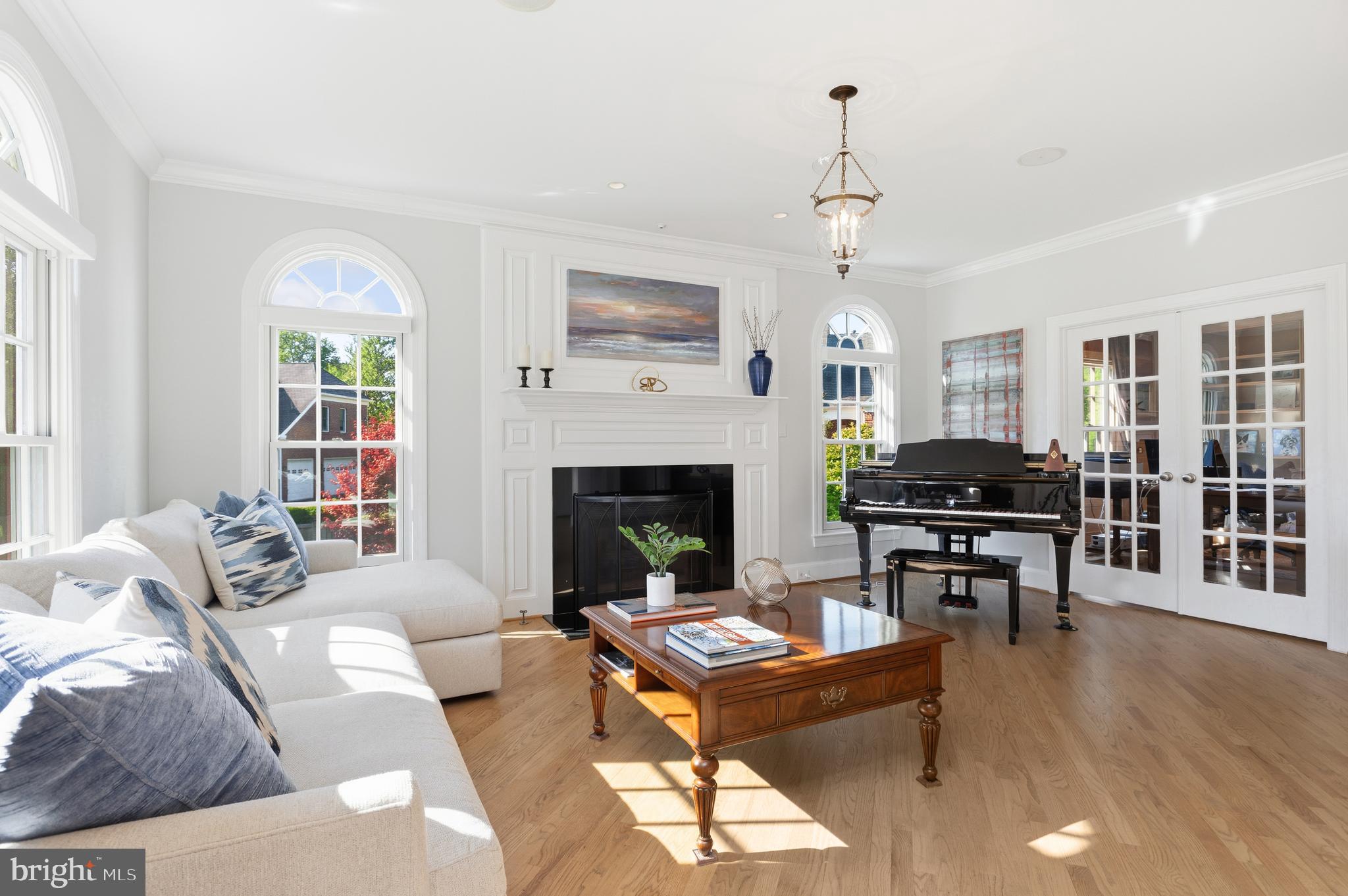 LANGLEY OAKS - Residential