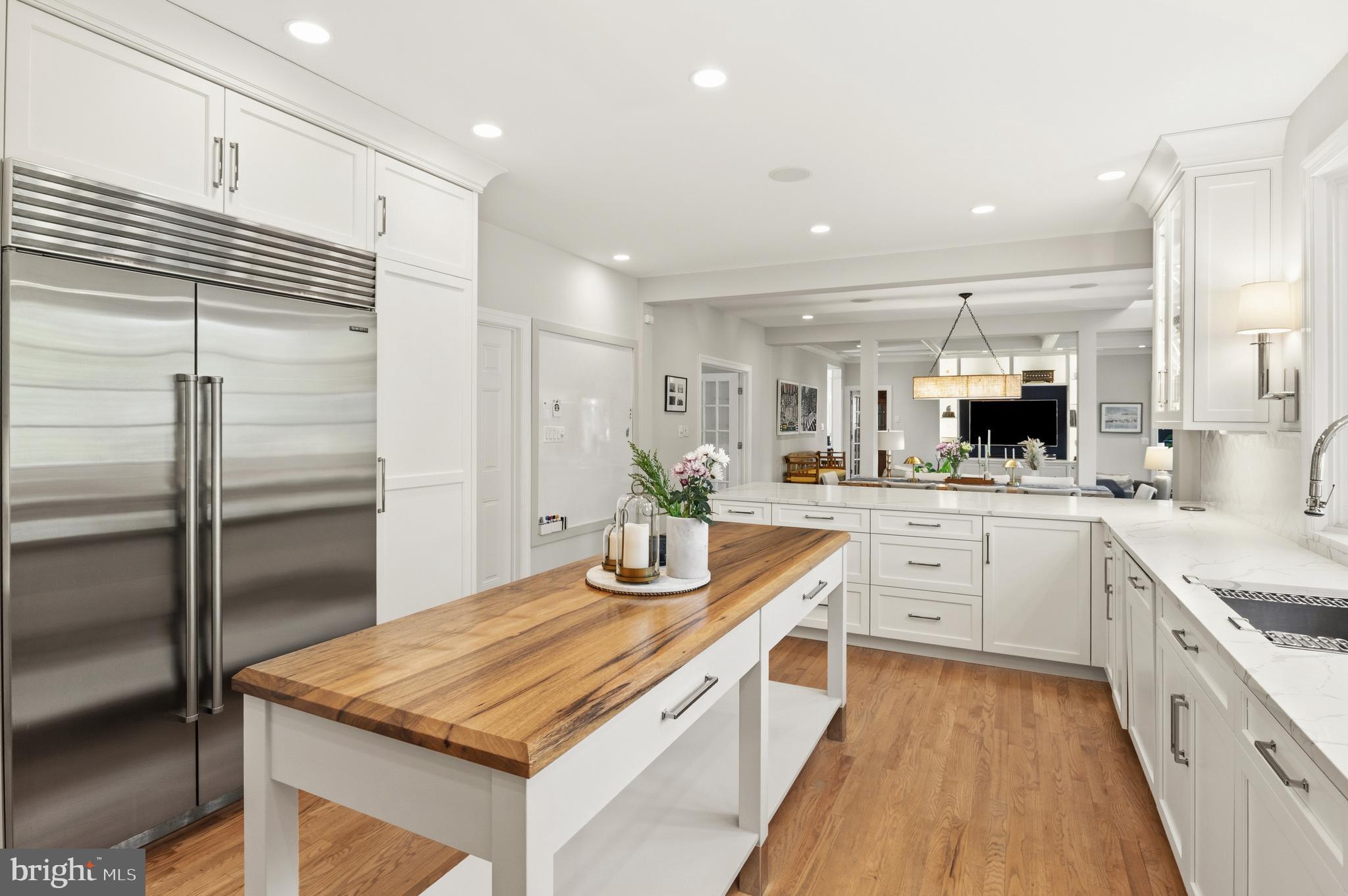 LANGLEY OAKS - Residential