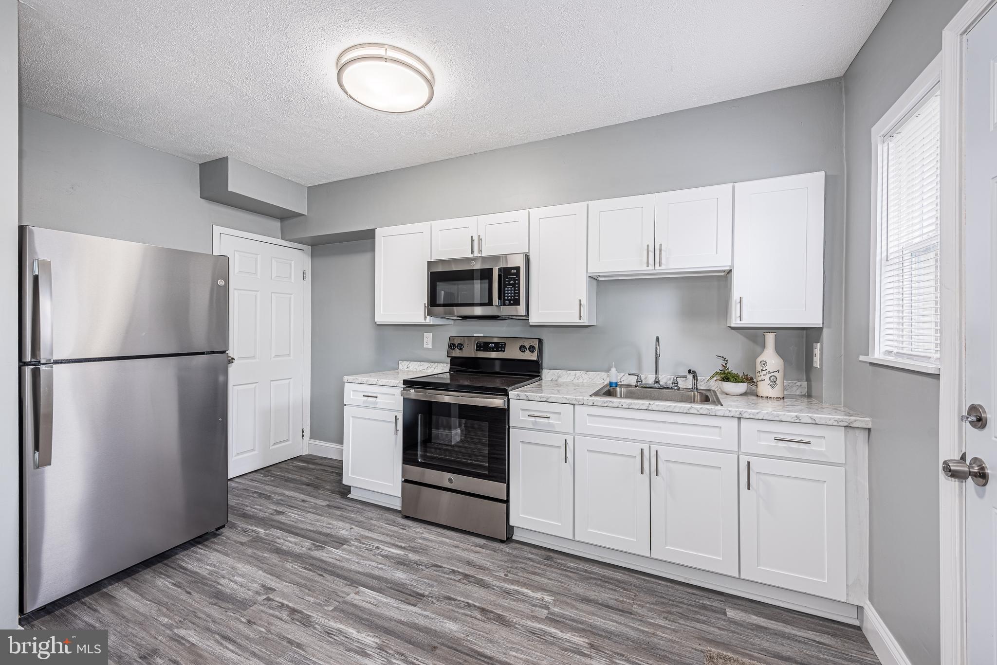YALE HEIGHTS - Residential