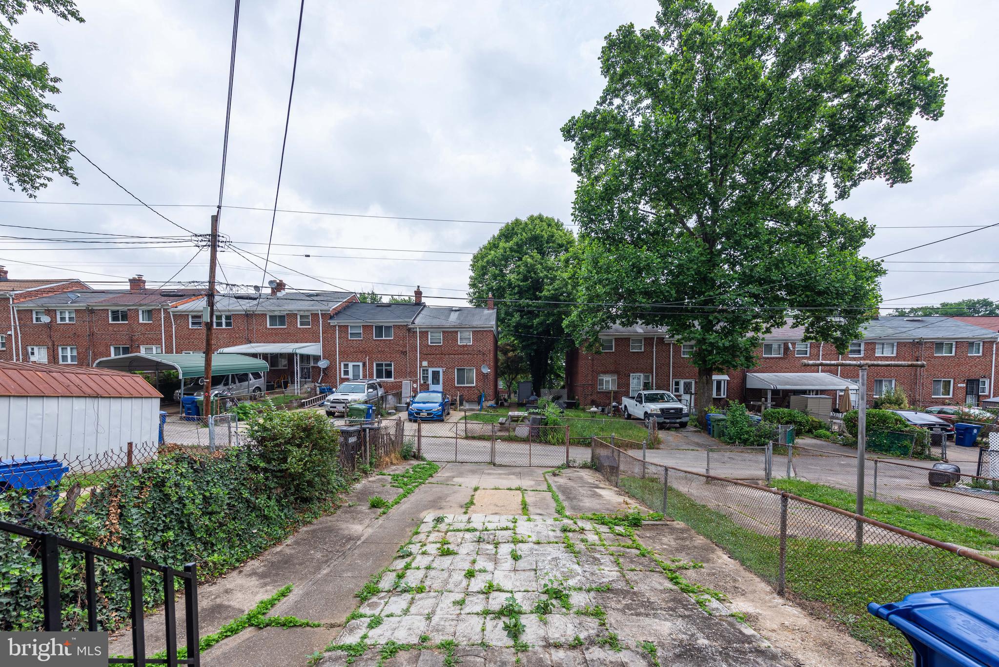 YALE HEIGHTS - Residential