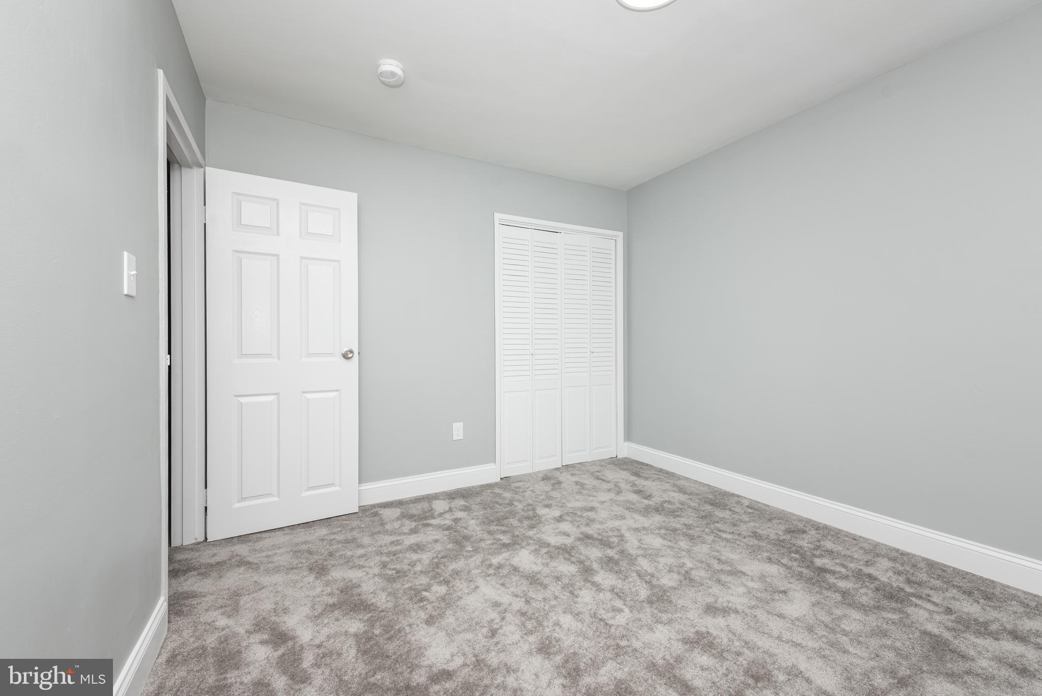 YALE HEIGHTS - Residential