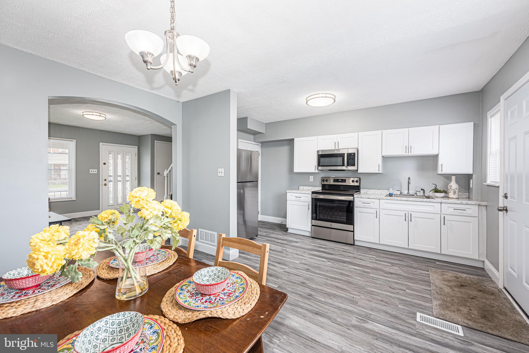 YALE HEIGHTS - Residential