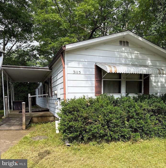 Welcome to 3115 Carnegie Drive - a fantastic income-producing opportunity containing 2 bedrooms and 1 bathroom set on 0.11 acres. Designed for modern living, the open-concept layout seamlessly connects the living and kitchen areas, creating a welcoming space. A separate laundry area adds convenience, while off-street parking ensures easy accessibility. Whether you're looking to expand your investment portfolio or secure a steady rental income, this property offers both comfort and financial potential. Don't miss out on this opportunity!