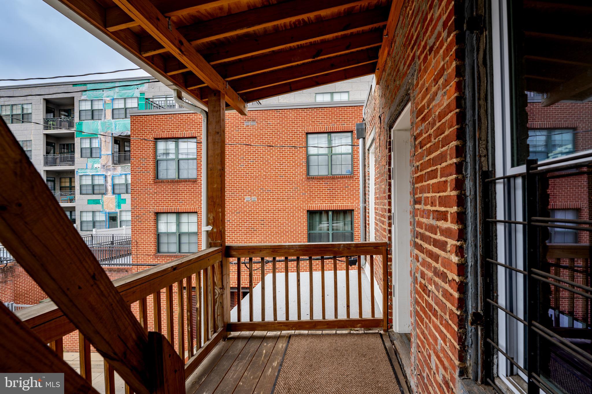 OAKENSHAWE HISTORIC DISTRICT - Residential Lease