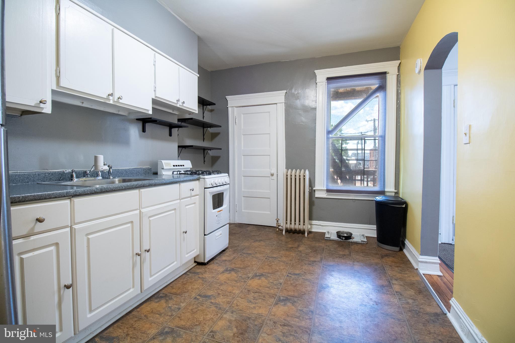 OAKENSHAWE HISTORIC DISTRICT - Residential Lease