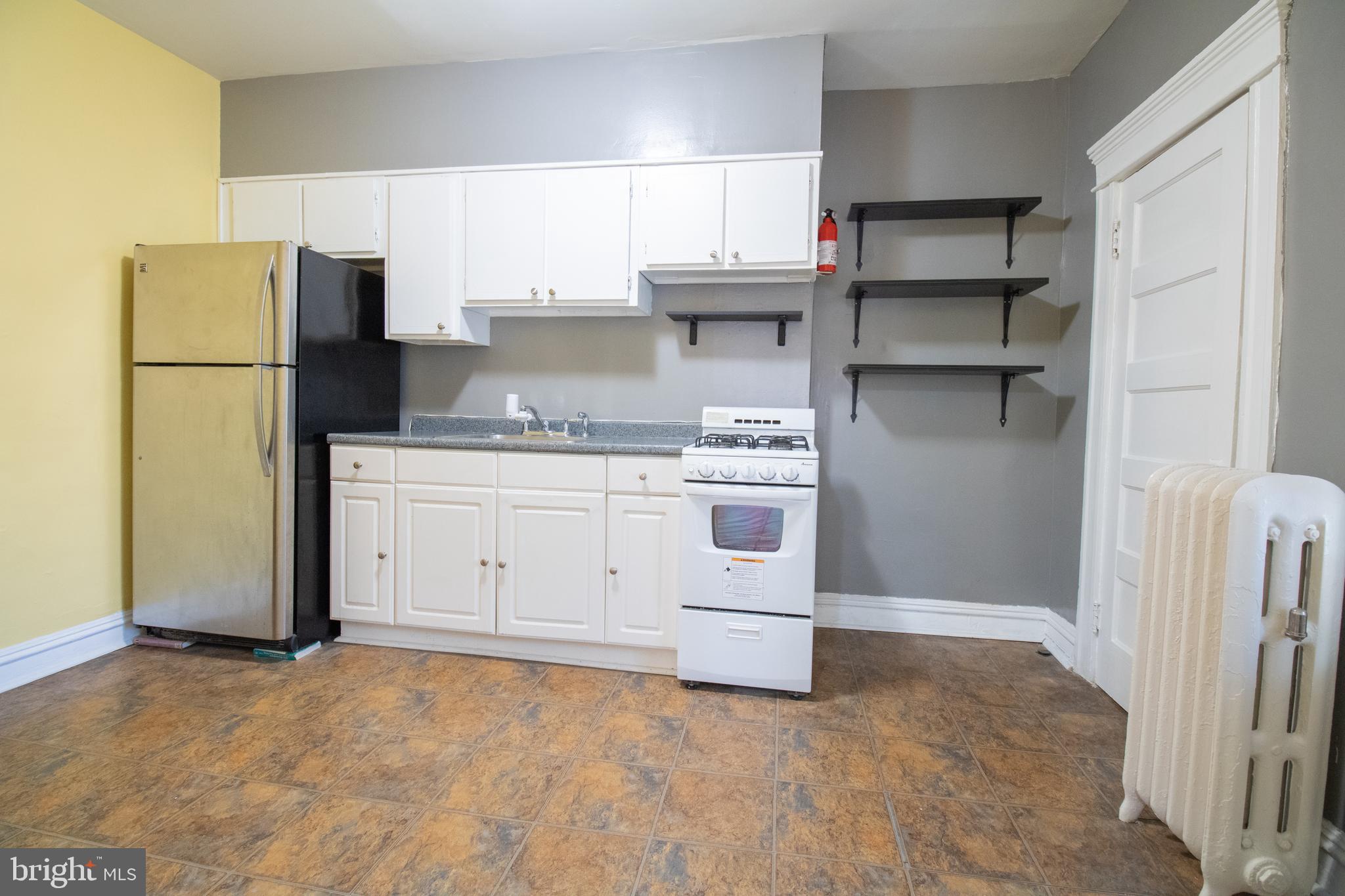 OAKENSHAWE HISTORIC DISTRICT - Residential Lease