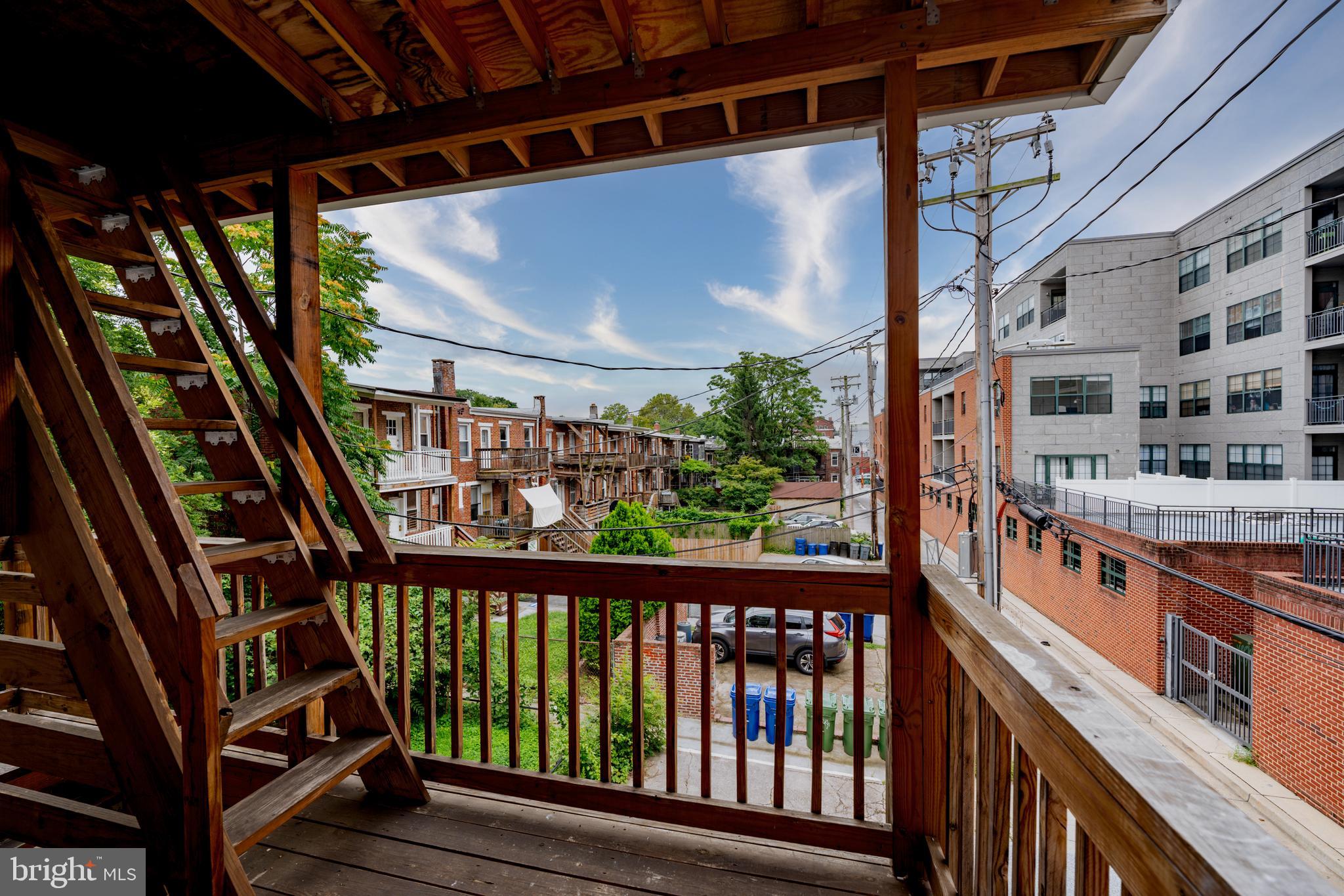 OAKENSHAWE HISTORIC DISTRICT - Residential Lease