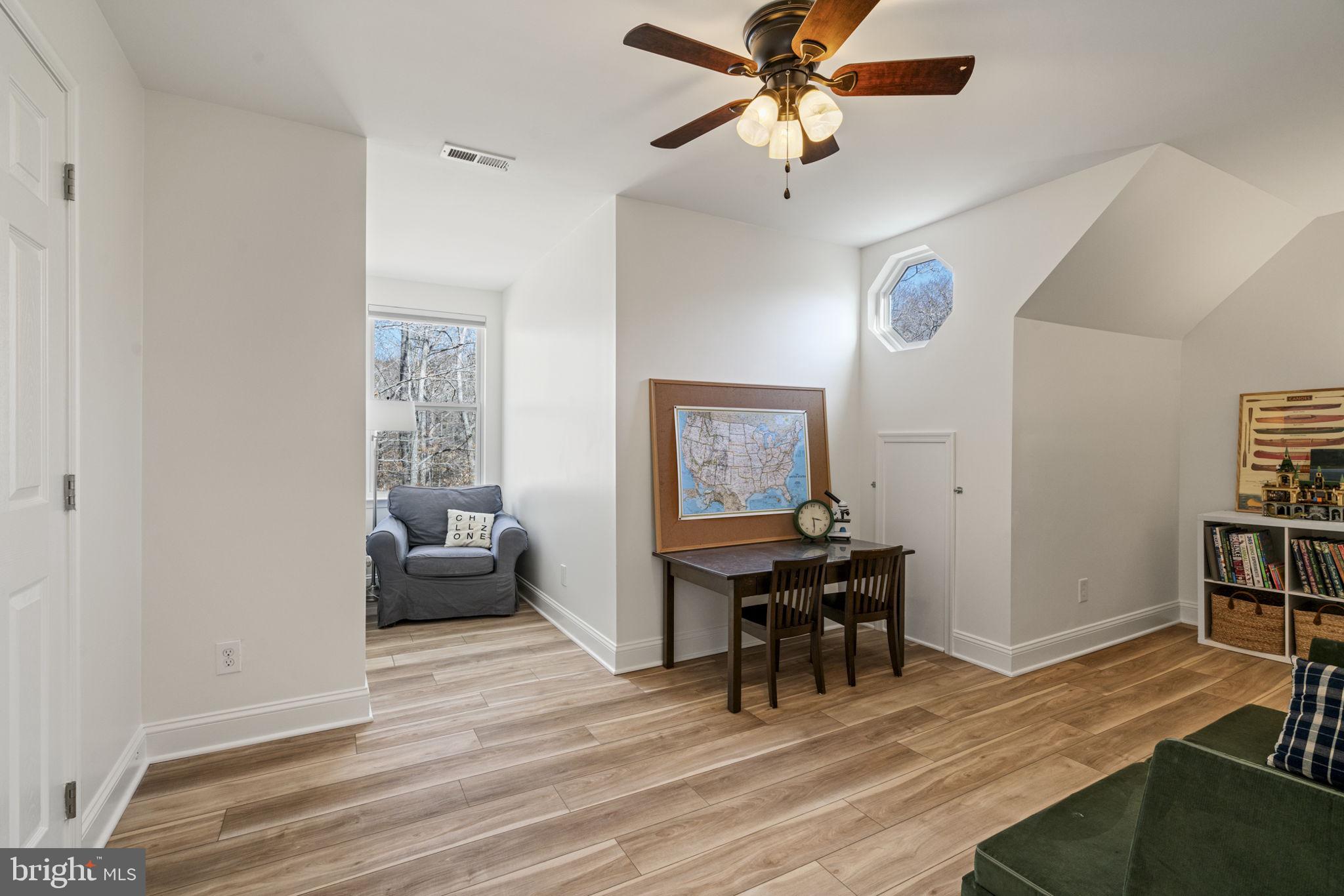 ROSE RUN - Residential