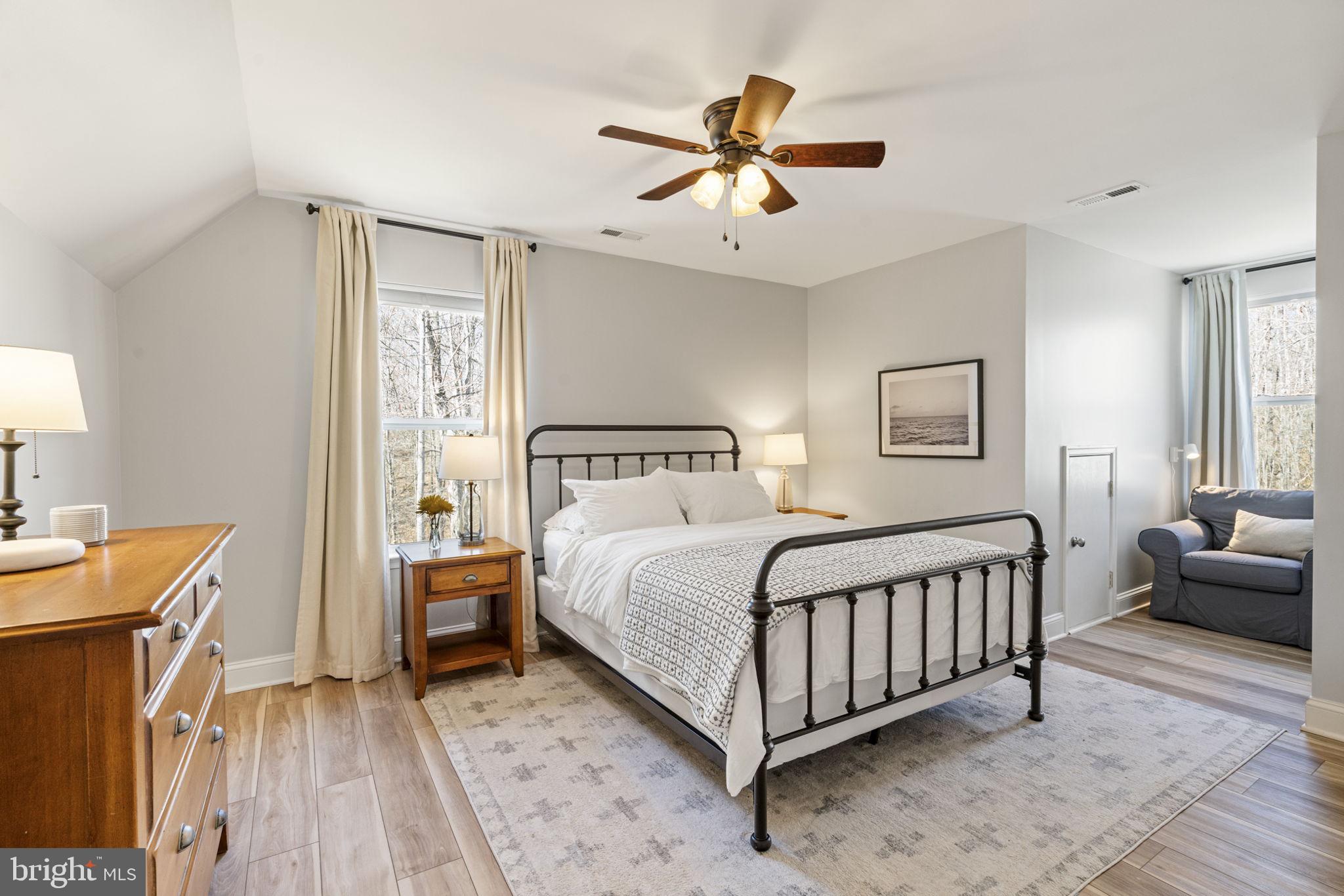 ROSE RUN - Residential