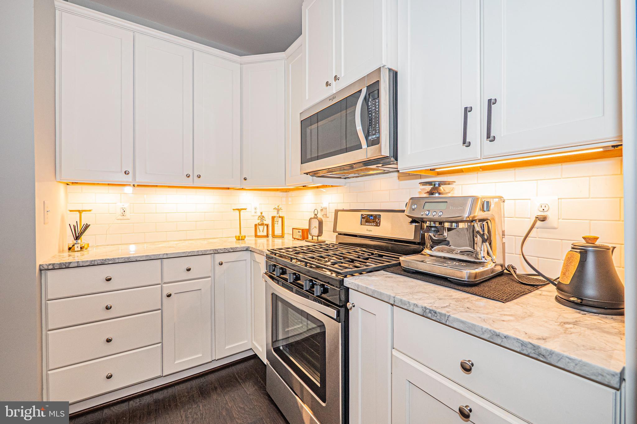 TURF VALLEY - Residential