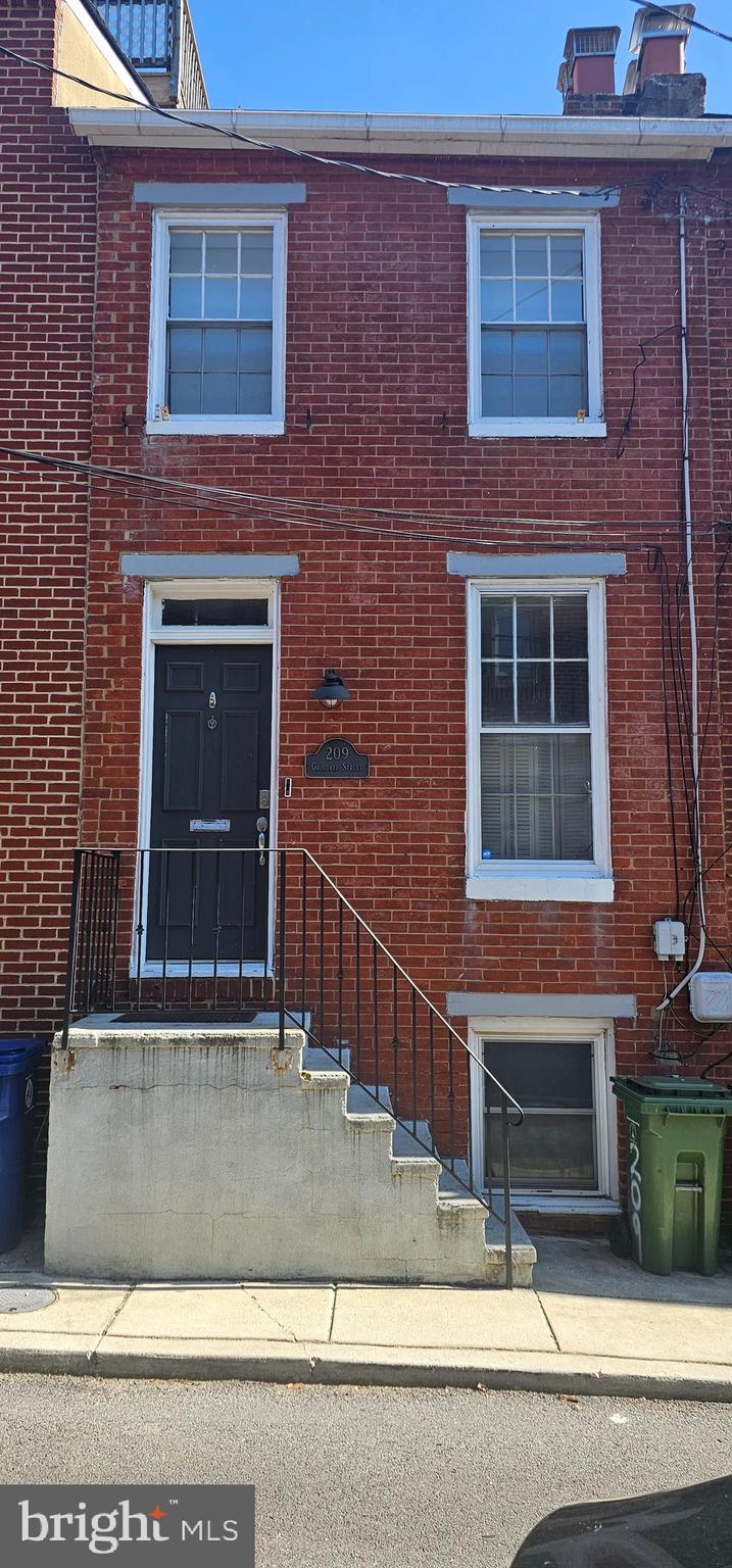 FEDERAL HILL HISTORIC DISTRICT - Residential Lease