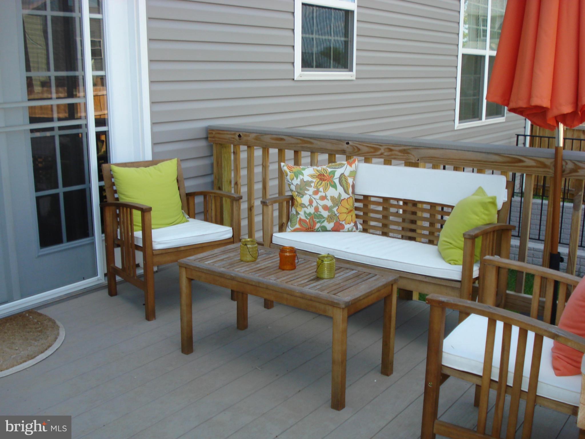 SEASONS LANDING - Residential