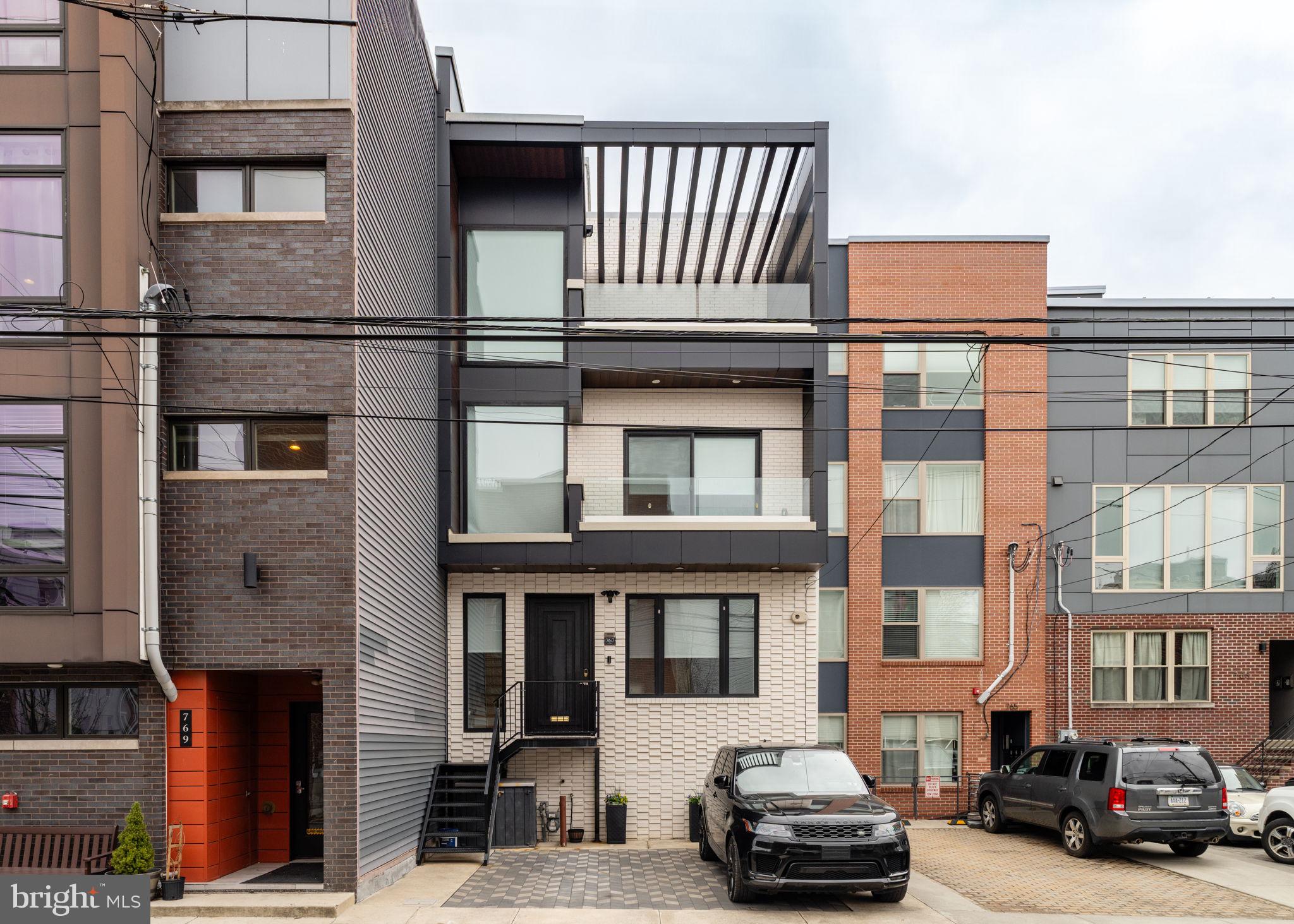 FAIRMOUNT - Residential