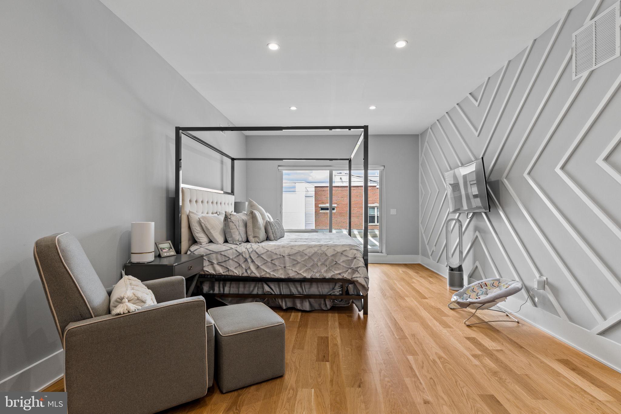 FAIRMOUNT - Residential