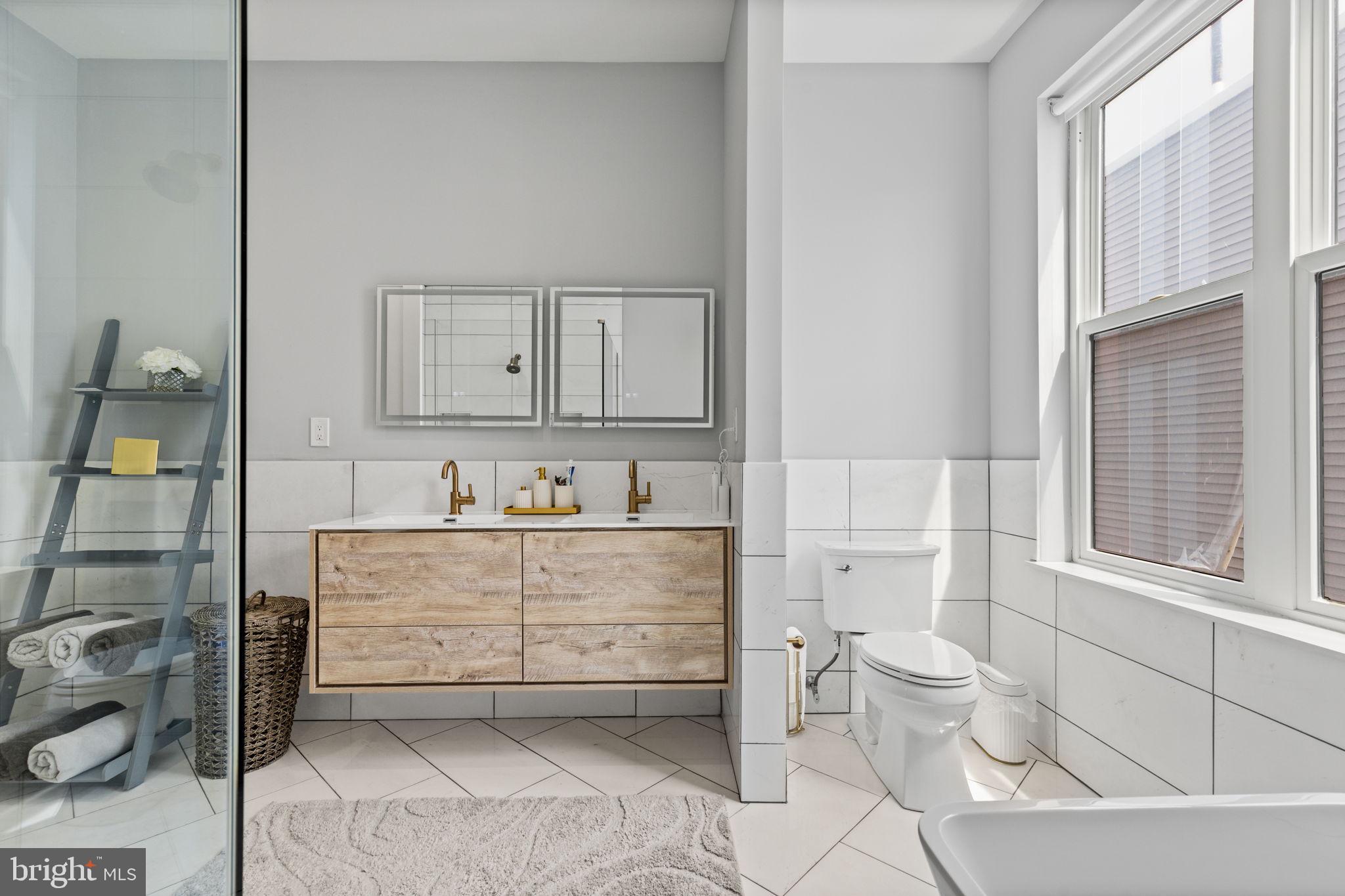 FAIRMOUNT - Residential