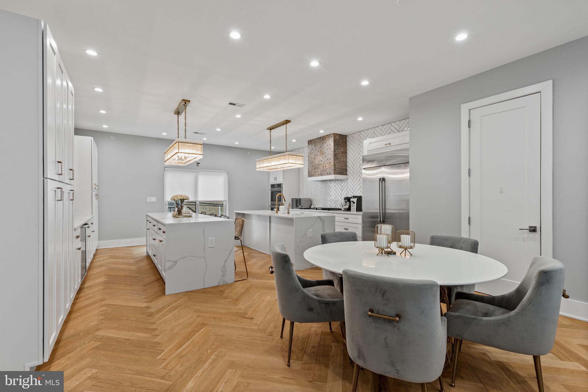 FAIRMOUNT - Residential