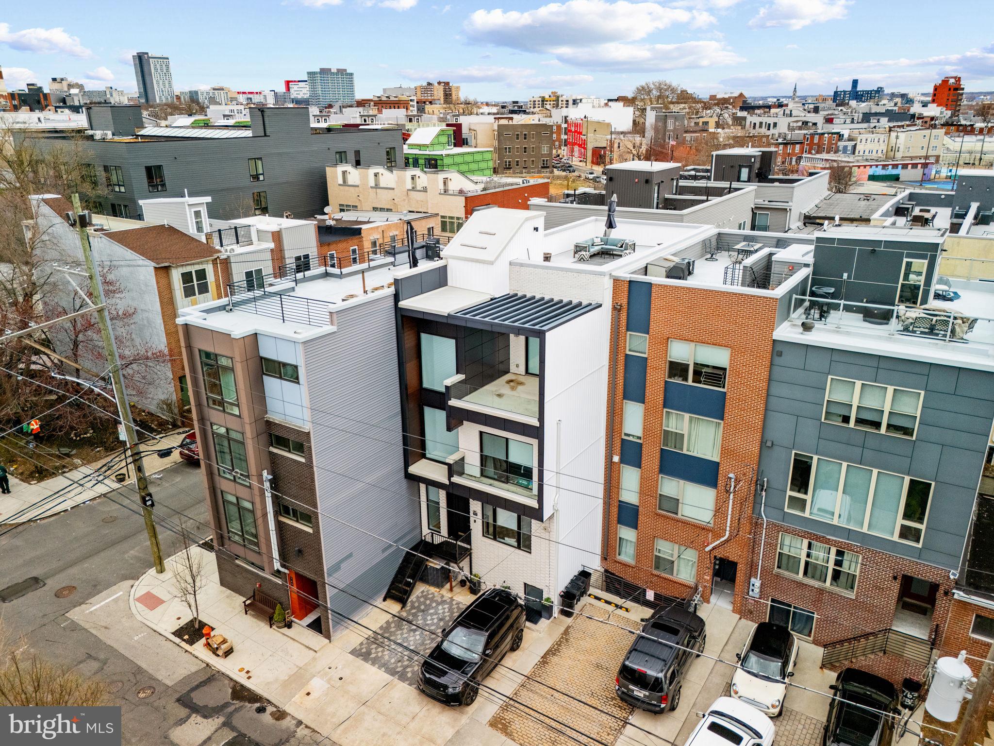 FAIRMOUNT - Residential