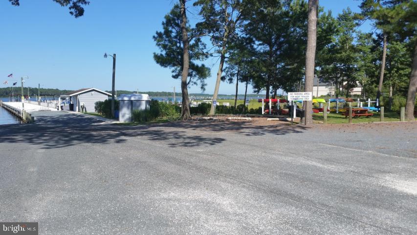 WHITE HORSE PARK I - Residential