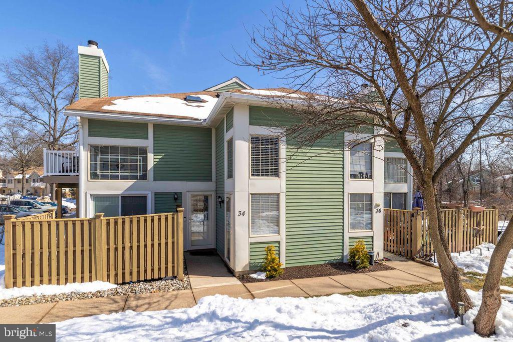 SAW MILL VALLEY - Residential