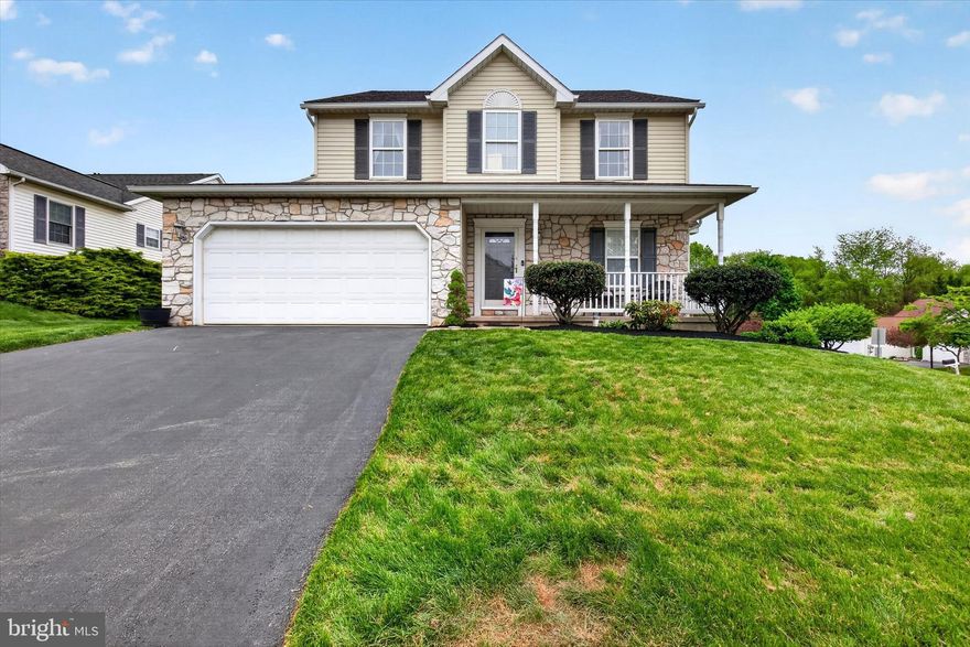 Welcome to 624 Bartlett Dr, located in the sought-after Blossom Hill neighborhood within Dallastown School District. This beautifully renovated four-bedroom, two full and two half bathrooms home sits on a spacious 0.38-acre corner lot. The first floor features an updated kitchen, a half bathroom, a bright living room, a formal dining room, and a cozy family room complete with a fireplace. Upstairs, you’ll find four generously sized bedrooms and two full bathrooms, offering plenty of space for comfortable living. The partially finished basement provides additional living space complete with a half bathroom, perfect for a recreation area, home office, or gym. Additional highlights include a two-car garage and a fenced-in backyard, ideal for outdoor enjoyment. Call today to schedule your private tour - this one won’t last long!