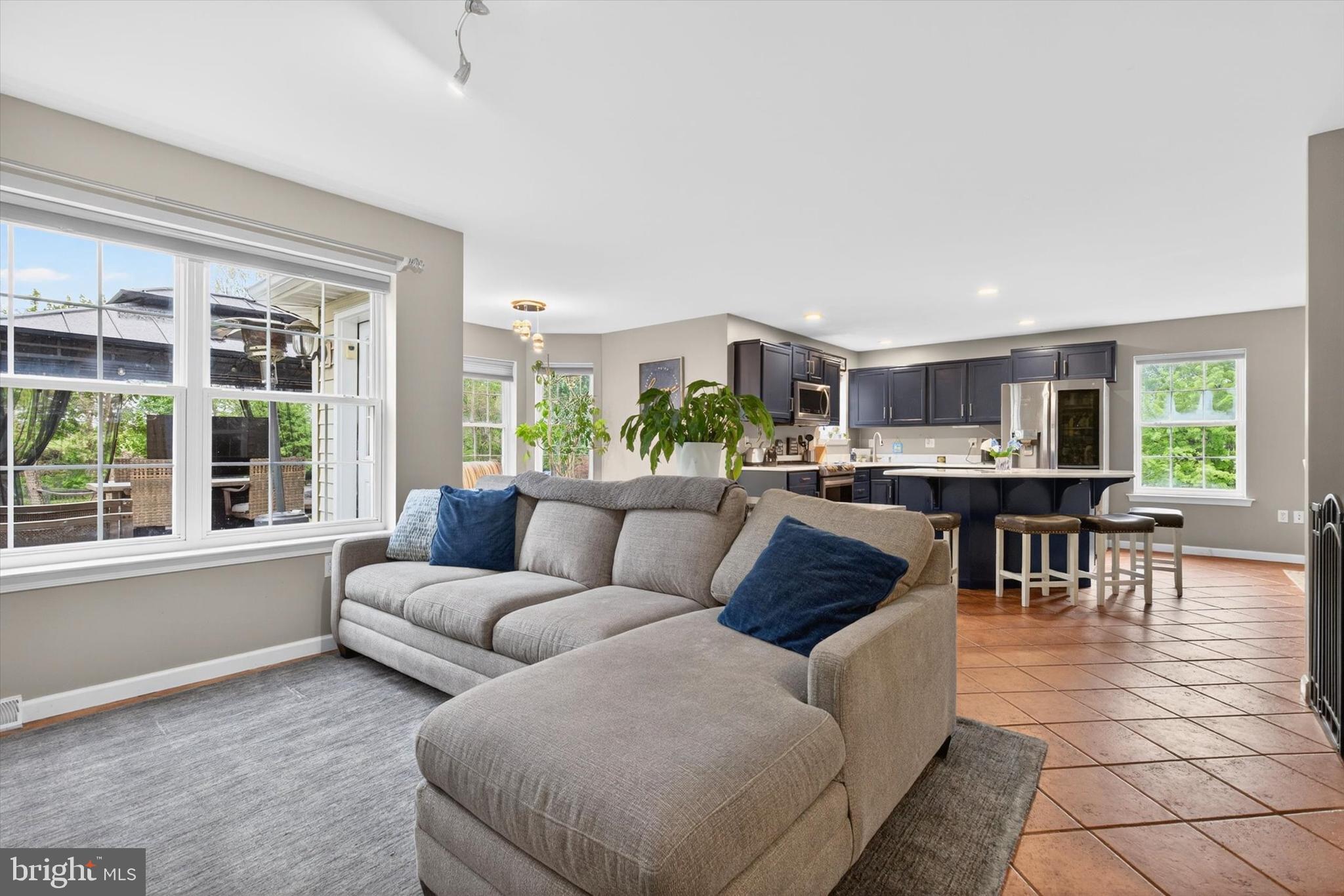 BLOSSOM HILL - Residential