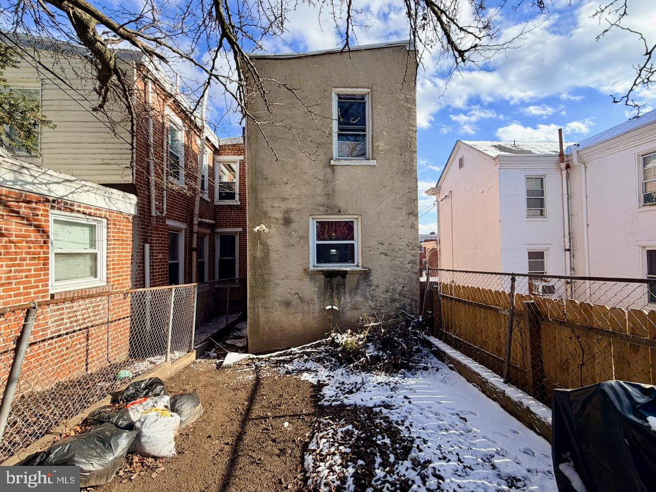 HEDGEVILLE - Residential