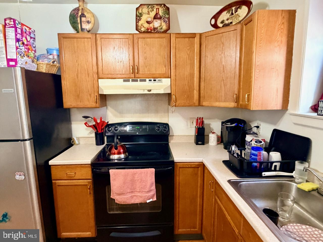 HEDGEVILLE - Residential