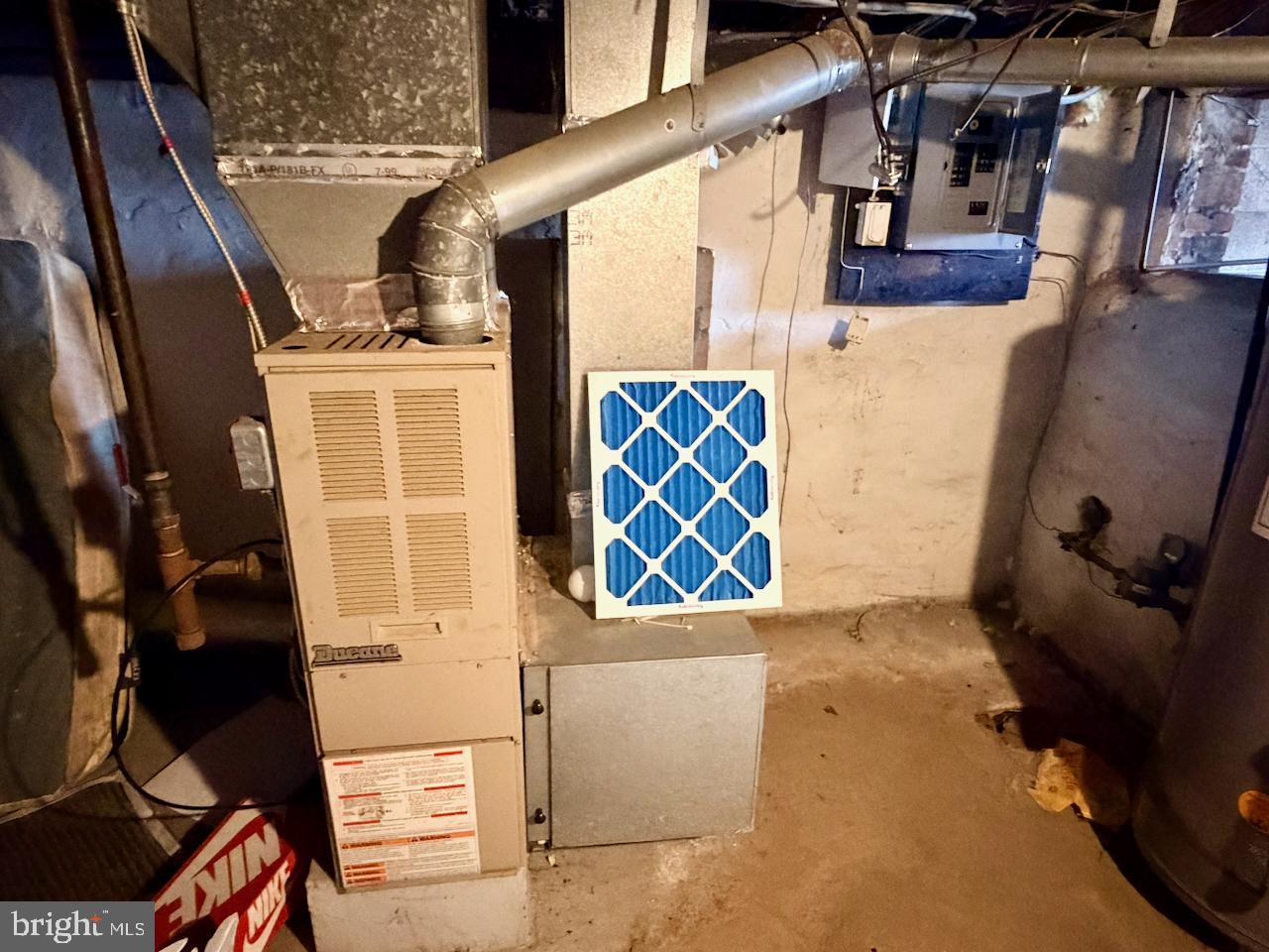 HEDGEVILLE - Residential