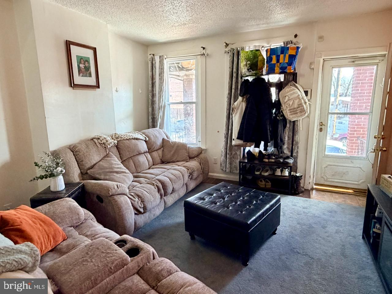 HEDGEVILLE - Residential